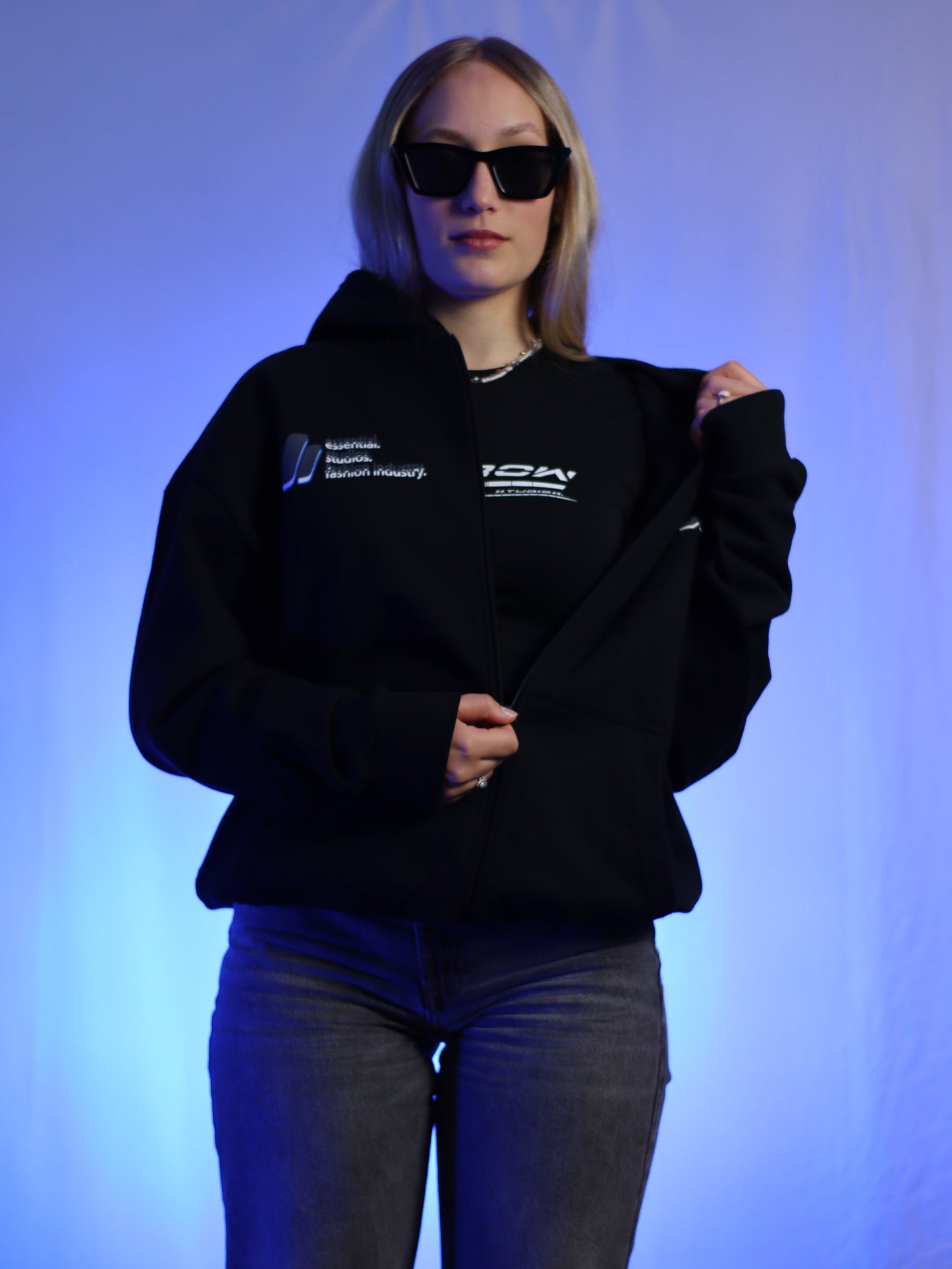 racing zipper black.
